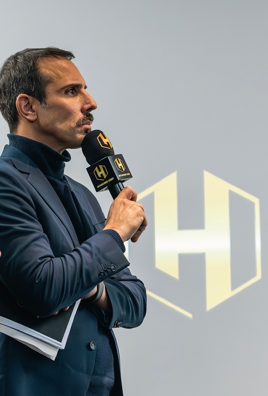 Thomas Desson, micro Hexagone MMA, en tant que speaker